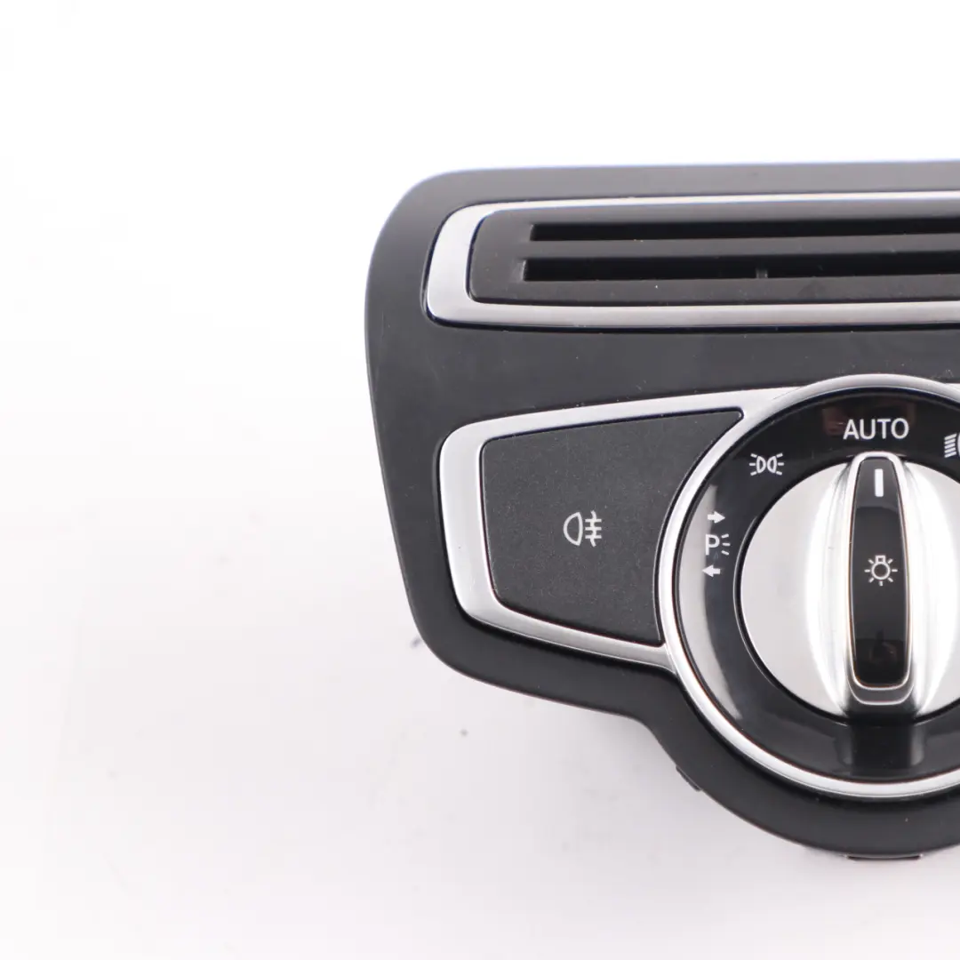 Interruptor Salpicadero Panel Instrumentos Panel Luz para Mercedes W205 con número de pieza A2059057007 Mercedes W205 Interruptor Salpicadero Panel Instrumentos Panel Luz - SKU A2059057007 - Número de pieza A2059057007