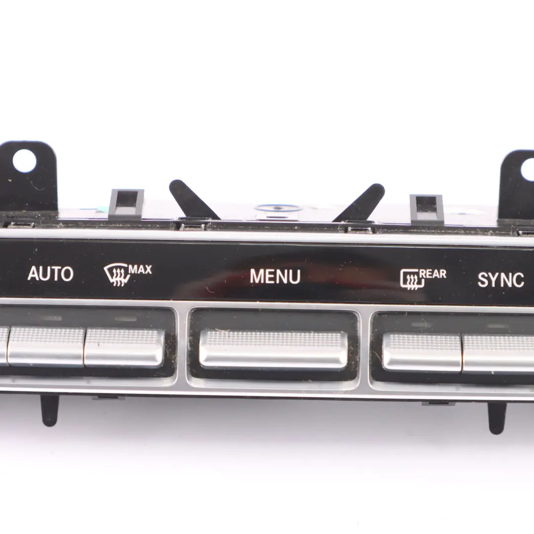 Panel Aire Acondicionado Mercedes W205 Interruptor Climatización para con número de pieza A2059058813 Panel Aire Acondicionado Mercedes W205 Interruptor Climatización - SKU A2059058813-1 - Número de pieza A2059058813