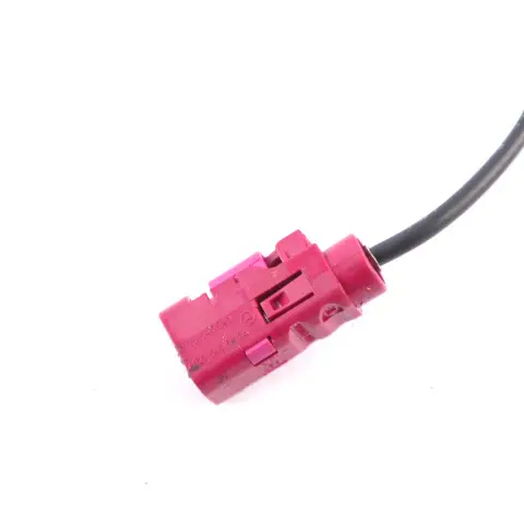 Mercedes-Benz W205 Salpicadero Antena Bluetooth Antena para con número de pieza A2059059503 Mercedes-Benz W205 Salpicadero Antena Bluetooth Antena - SKU A2059059503 - Número de pieza A2059059503