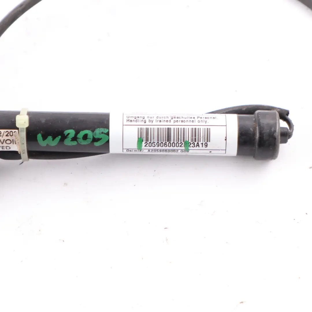 Attuatore cofano sinistro destro protezione pedoni per Mercedes W205 con numero di parte A2059060002 Mercedes W205 Attuatore cofano sinistro destro protezione pedoni - SKU A2059060002 - Numero di parte A2059060002