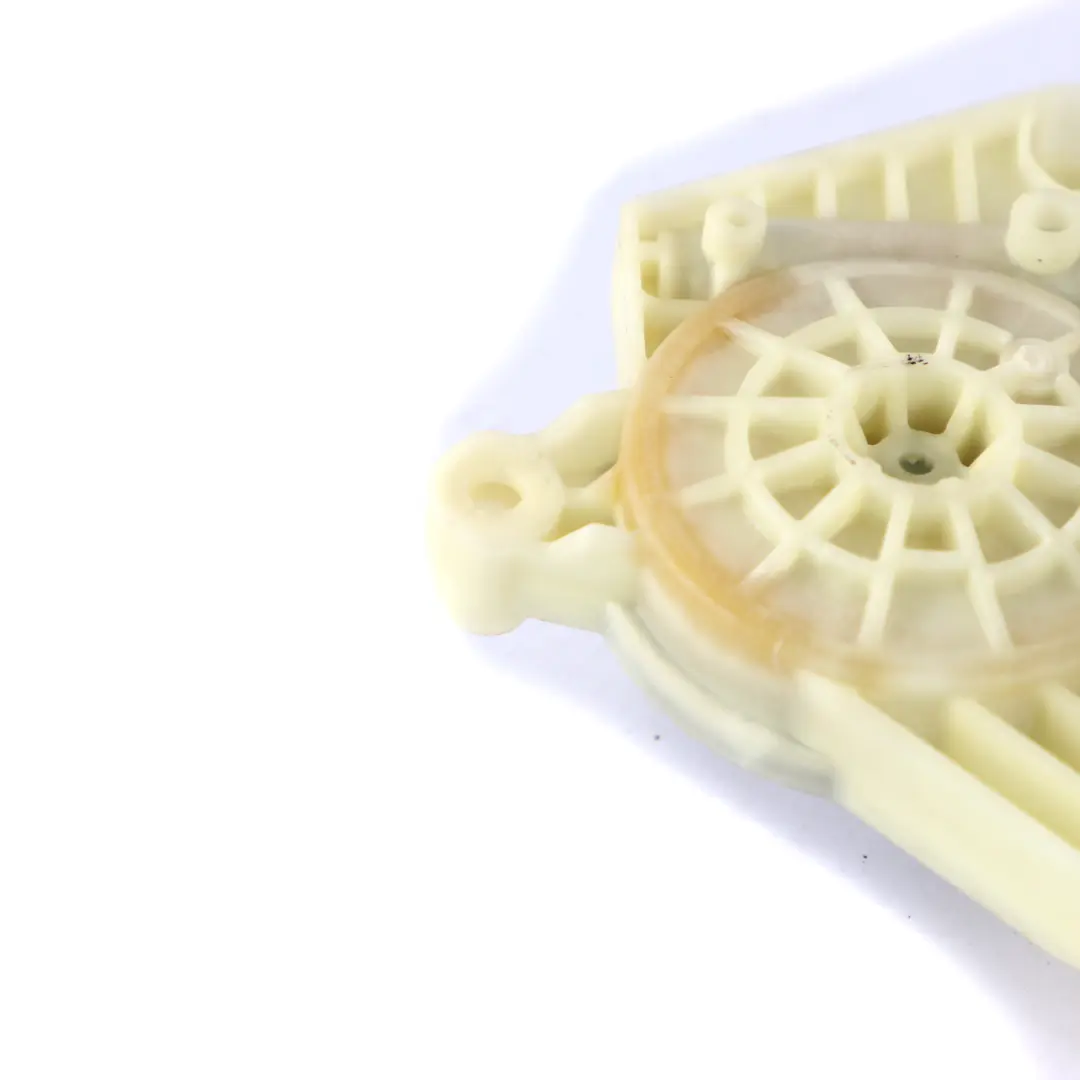 Silniczek Podnośnika Szyby Lewy Przód do Mercedes W205 o numerze A2059060013 Mercedes W205 Silniczek Podnośnika Szyby Lewy Przód - SKU A2059060013 - Numer Części A2059060013