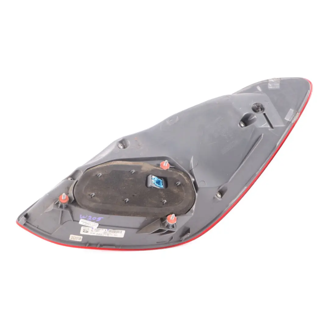 Mercedes W205 Saloon Feu Arrière LED Latéral Gauche Feu Arrière - SKU A2059061357 - Numéro de pièce A2059061357