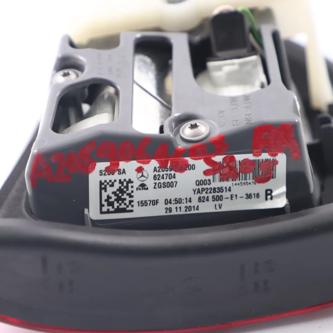 Mercedes S205 Kombi Rückleuchte Kofferraum Heckklappe Licht rechts A2059066200 - SKU A2059061603 - Teilenummer A2059061603