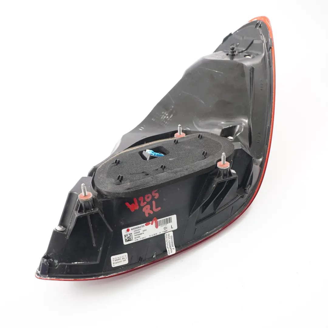 Luz Trasera LED Panel Lateral Izquierda para Mercedes W205 Berlina con número de pieza A2059064703 Mercedes W205 Berlina Luz Trasera LED Panel Lateral Izquierda - SKU A2059064703-1 - Número de pieza A2059064703