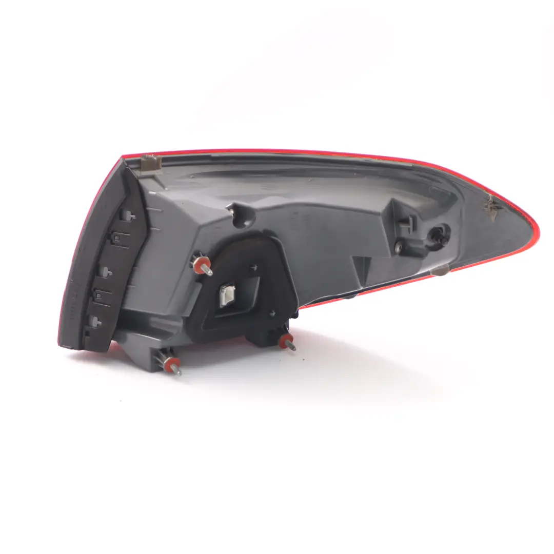 Mercedes S205 Feu arrière LED Panneau latéral Feu arrière gauche - SKU A2059065100 - Numéro de pièce A2059065100