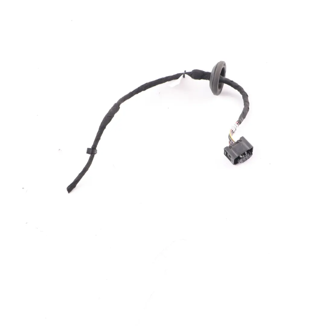 Left N/S Tail Light Plug Socket Wirning A2105403681 to Mercedes W205 Rear with Part number A2059066300 Mercedes W205 Rear Left N/S Tail Light Plug Socket Wirning A2105403681 - SKU A2059066300-2 - Part number A2059066300