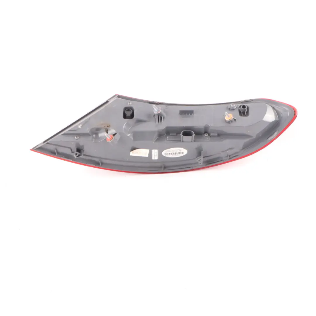 Lampa Tylna Mercedes C205 Coupe Panel Boczny Lampa Lewy Tył do o numerze A2059066300 Lampa Tylna Mercedes C205 Coupe Panel Boczny Lampa Lewy Tył - SKU A2059066300 - Numer Części A2059066300