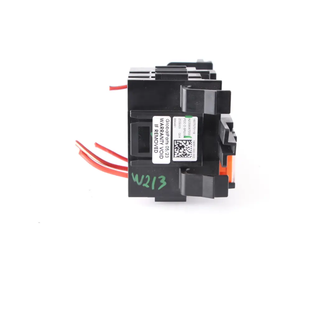 Mercedes W205 S205 W213 Caja de fusibles Relé frontal Unidad de control Módulo - SKU A2059067200 - Número de pieza A2059067200