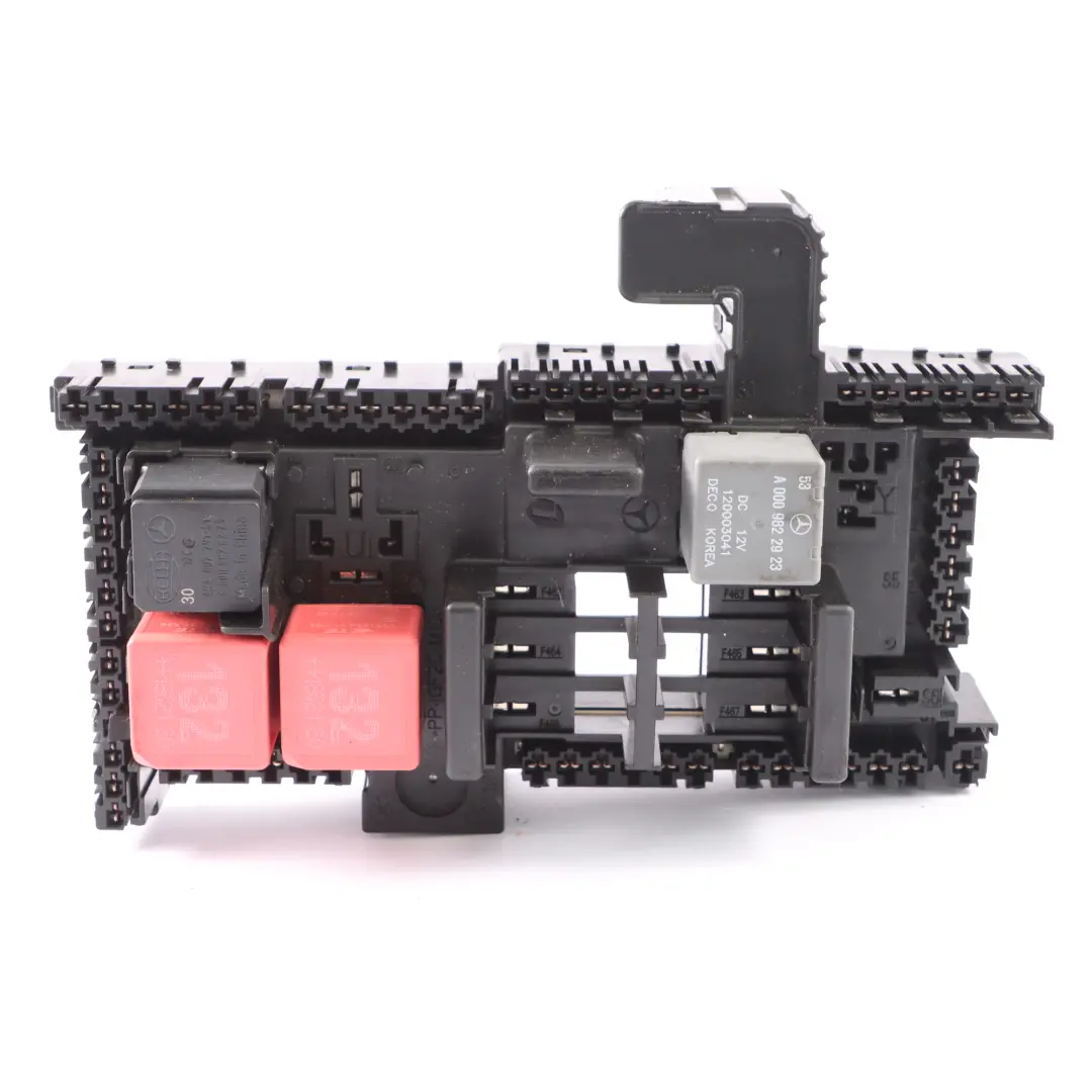  Fuse Box Mercedes W205 S205 W213 Fuse Box Front Relay Control Module A2059068501 - SKU A2059068501-1 - Part number A2059067200