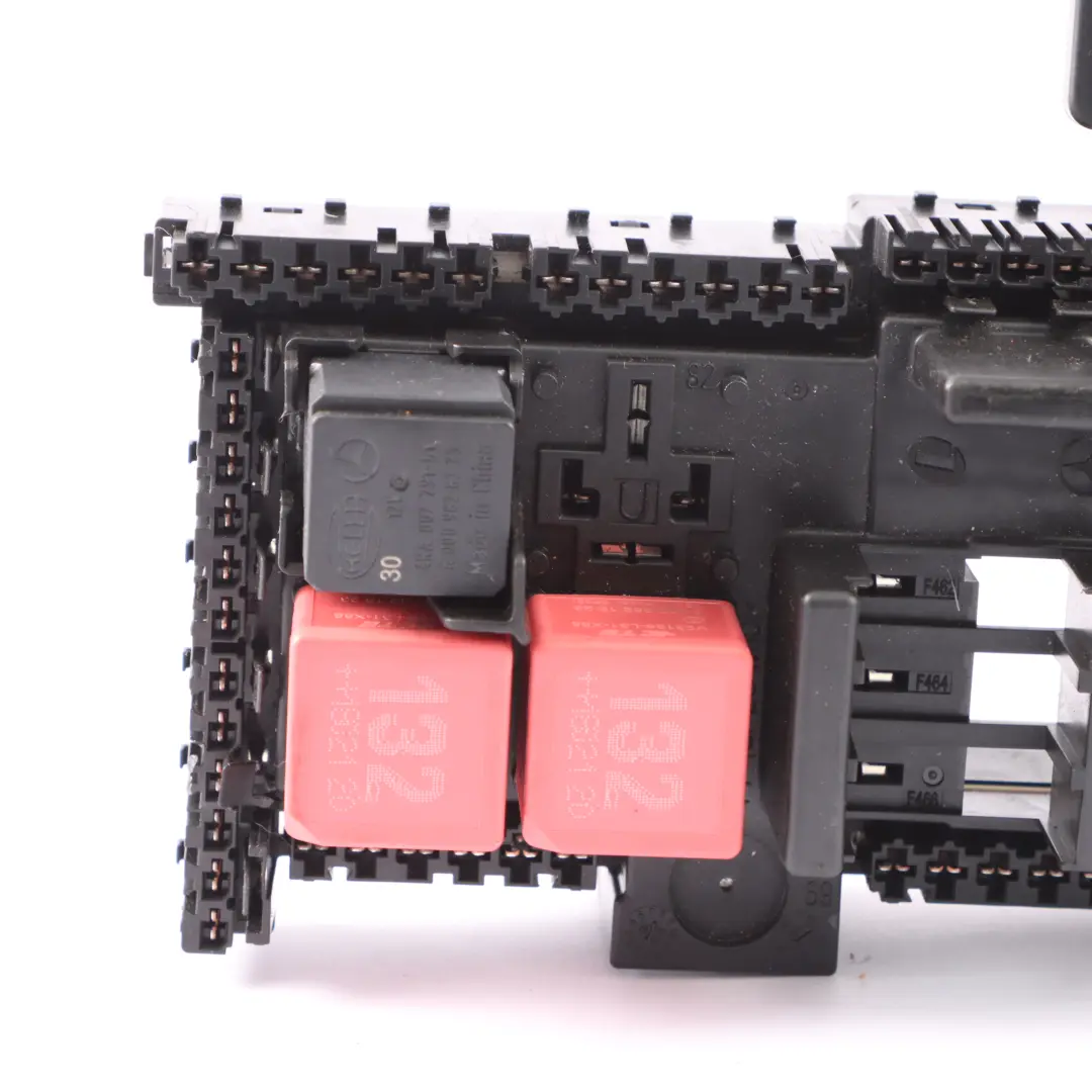  Fuse Box Mercedes W205 S205 W213 Fuse Box Front Relay Control Module A2059068501 - SKU A2059068501-1 - Part number A2059067200