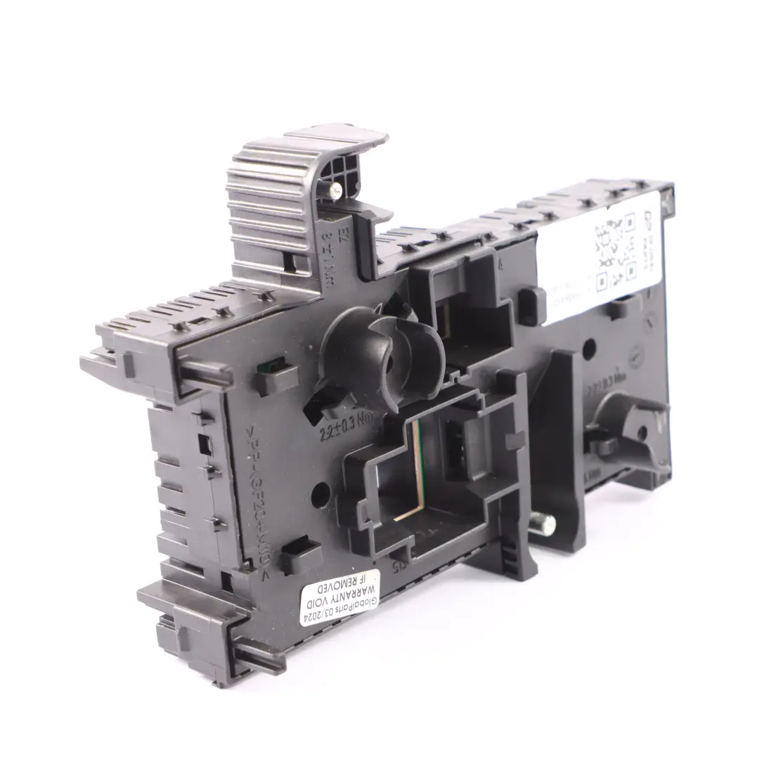 Sicherungs kasten Mercedes W205 S205 W213 Frontrelais Steuer modul A2059068501 für mit Teilenummer A2059067200 Sicherungs kasten Mercedes W205 S205 W213 Frontrelais Steuer modul A2059068501 - SKU A2059068501-1 - Teilenummer A2059067200