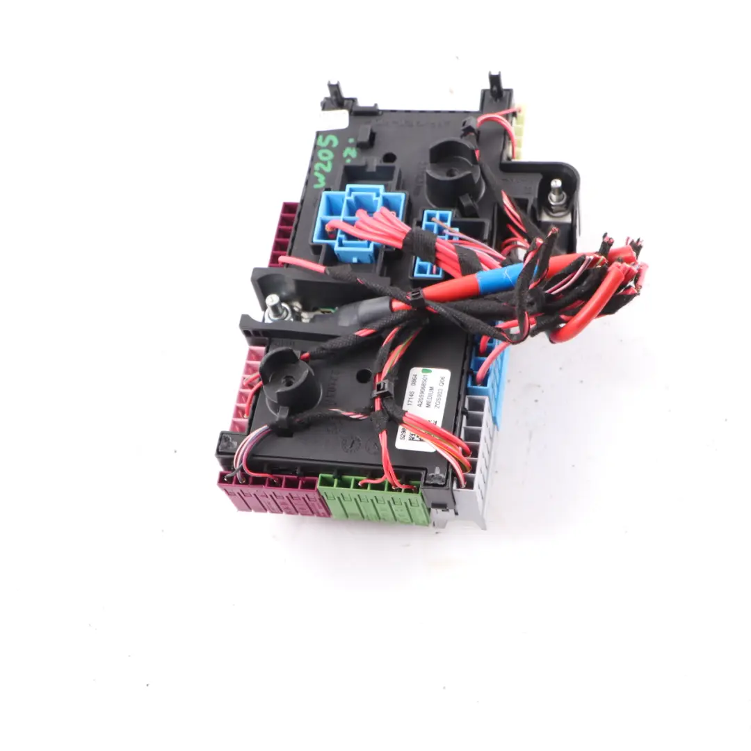 Fuse Box Rear Relay Electrical Control Unit Box to Mercedes W205 with Part number A2059068501 Mercedes W205 Fuse Box Rear Relay Electrical Control Unit Box - SKU A2059068501 - Part number A2059068501