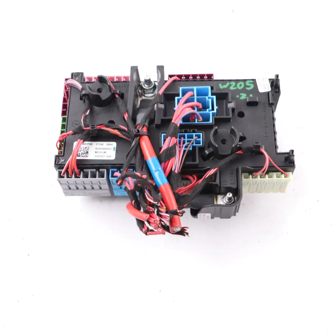 Scatola Fusibili Elettrico Unità Relè Posteriore per Mercedes W205 con numero di parte A2059068501 Mercedes W205 Scatola Fusibili Elettrico Unità Relè Posteriore - SKU A2059068501 - Numero di parte A2059068501