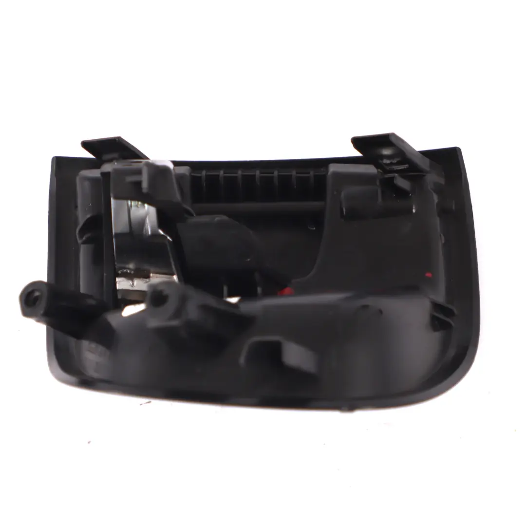 Sitz Entriegelungs griff vorne links Abdeckung für Mercedes C205 C238 mit Teilenummer A2059104102 Mercedes C205 C238 Sitz Entriegelungs griff vorne links Abdeckung - SKU A2059104102 - Teilenummer A2059104102