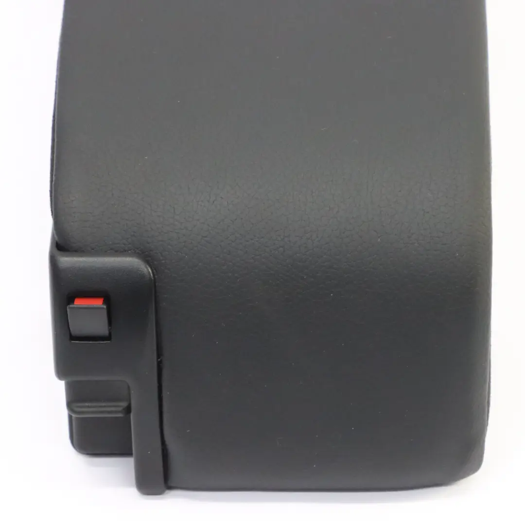 Apoyabrazos trasero Mercedes C205 Apoyabrazos trasero Cubierta negro para con número de pieza A2059201160 Apoyabrazos trasero Mercedes C205 Apoyabrazos trasero Cubierta negro - SKU A2059201160 - Número de pieza A2059201160