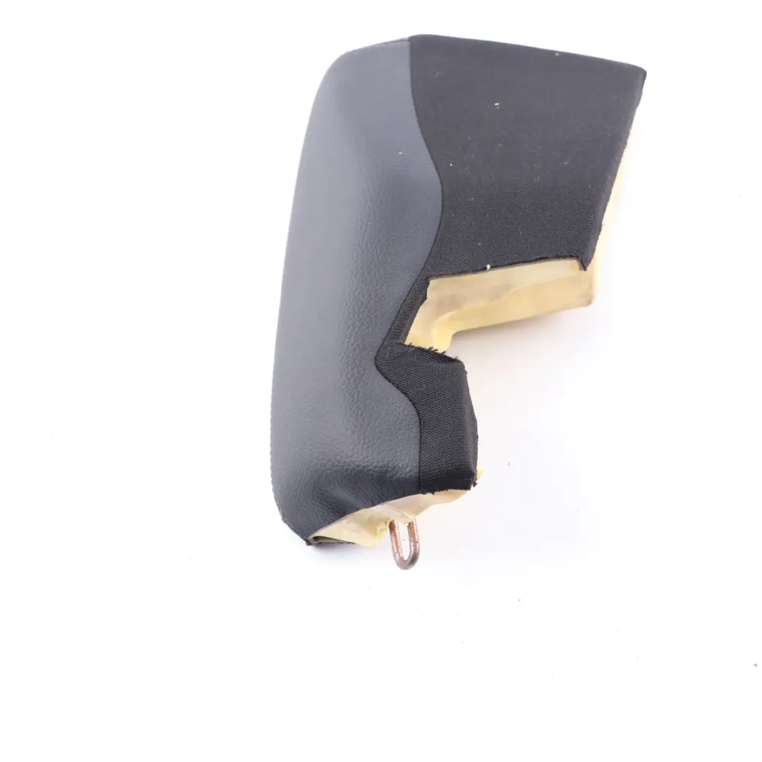 Panel Lateral Asiento Trasero Derecho Tapa Acabado Cuero Negro para Mercedes C205 con número de pieza A2059201208 Mercedes C205 Panel Lateral Asiento Trasero Derecho Tapa Acabado Cuero Negro - SKU A2059201208 - Número de pieza A2059201208