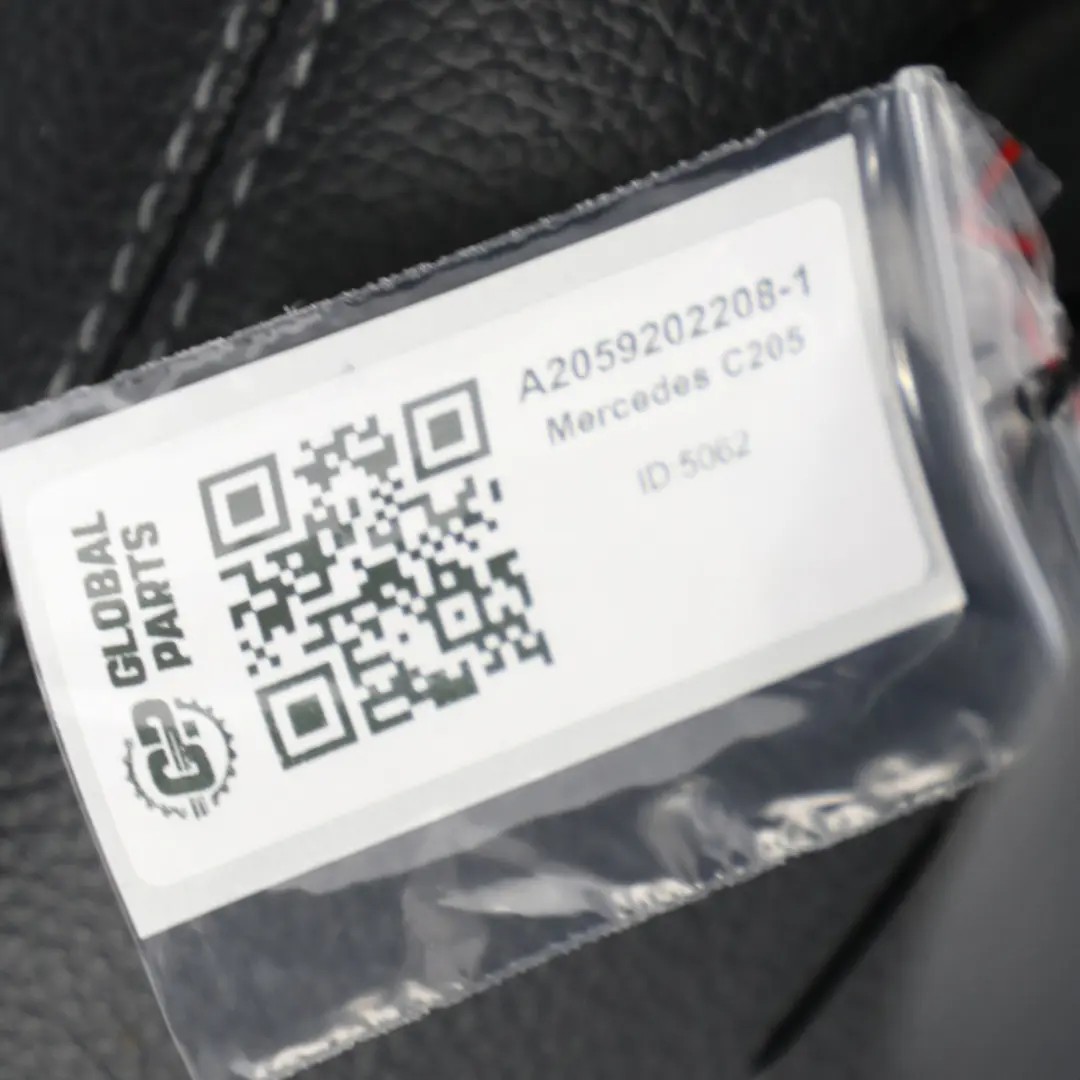 Oparcie Tylnej Kanapy Lewe Sztuczna Skóra Czarna do Mercedes C205 o numerze A2059202208 Mercedes C205 Oparcie Tylnej Kanapy Lewe Sztuczna Skóra Czarna - SKU A2059202208-1 - Numer Części A2059202208