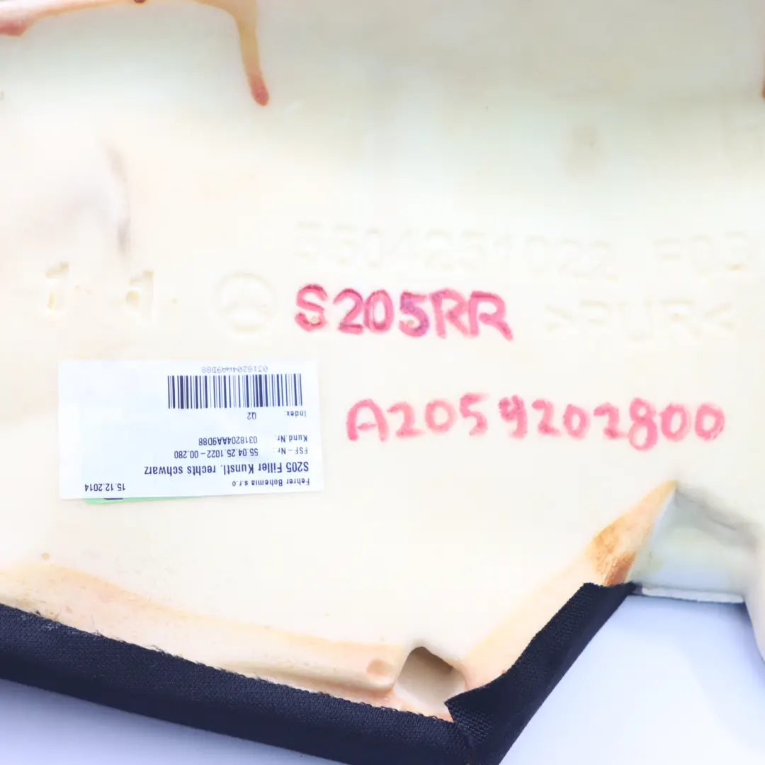 Panel Lateral Mercedes S205 Asiento Trasero Derecho Tapa Imitación Cuero para con número de pieza A2059202800 Panel Lateral Mercedes S205 Asiento Trasero Derecho Tapa Imitación Cuero - SKU A2059202800 - Número de pieza A2059202800