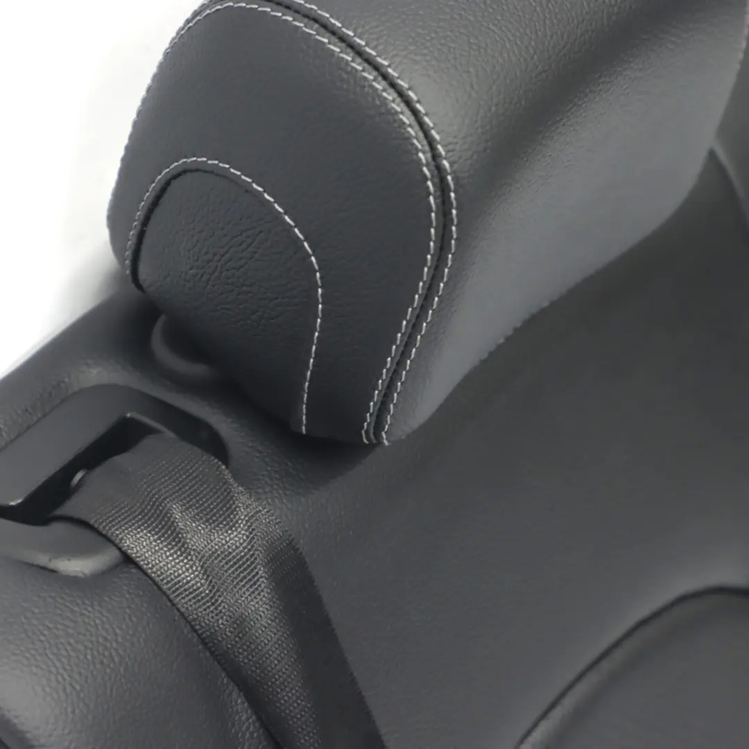 Dossier de siège arrière gauche Housse de dossier simili cuir noir pour Mercedes S205 à propos du numéro de pièce A2059204360 Mercedes S205 Dossier de siège arrière gauche Housse de dossier simili cuir noir - SKU A2059204360 - Numéro de pièce A2059204360