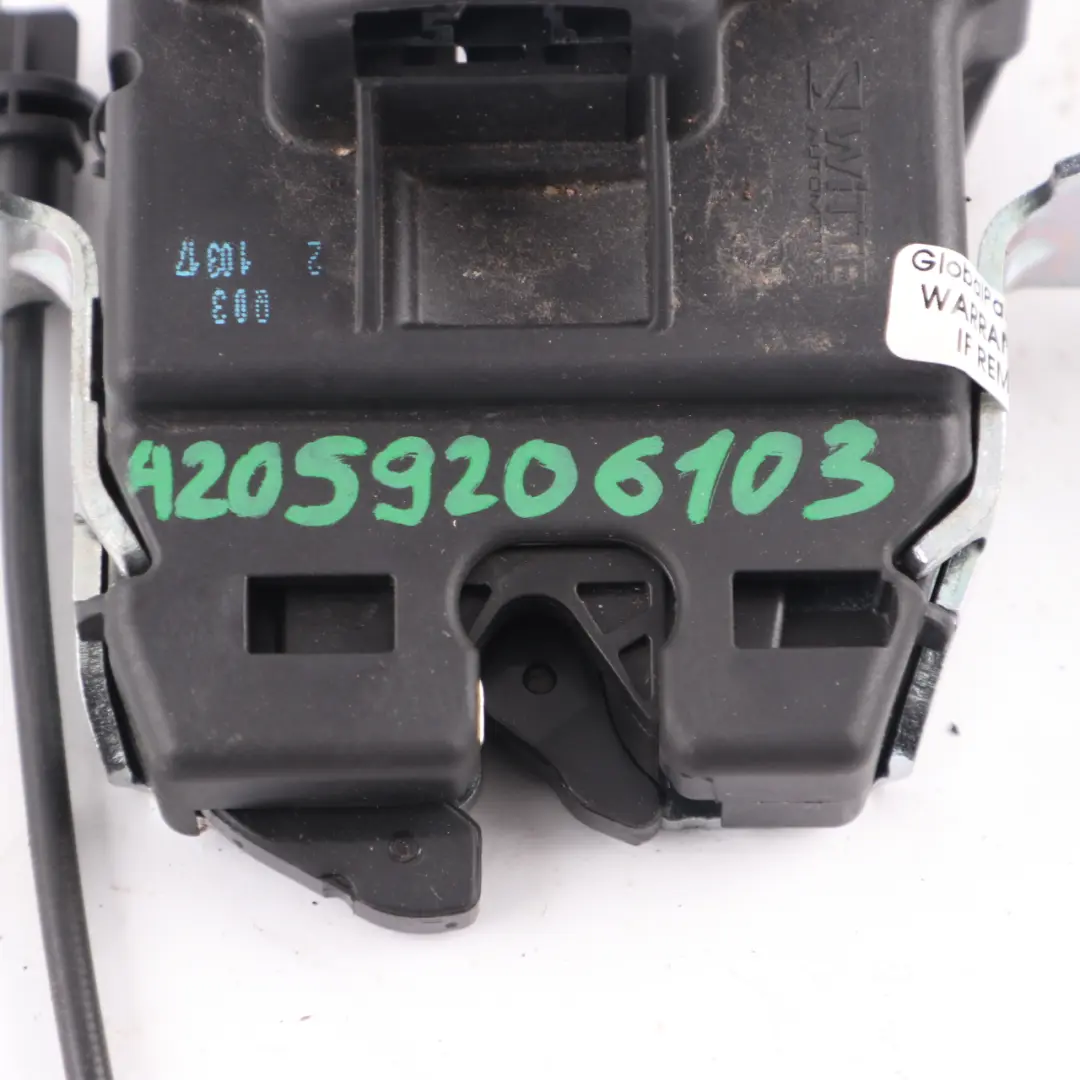 Blocco schienale sedile posteriore destro sinistro per Mercedes C205 con numero di parte A2059206103 Mercedes C205 Blocco schienale sedile posteriore destro sinistro - SKU A2059206103 - Numero di parte A2059206103