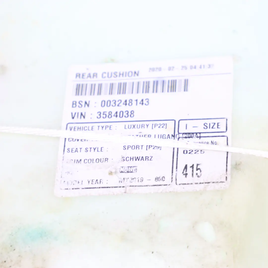 Asiento Trasero Banqueta Recubrimiento Cuero Negro para Mercedes W205 con número de pieza A2059206705 Mercedes W205 Asiento Trasero Banqueta Recubrimiento Cuero Negro - SKU A2059206705-1 - Número de pieza A2059206705