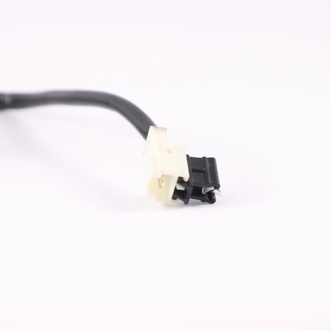 Mercedes W205 Vordersitz Motor Kopfstütze Antrieb Links Rechts - SKU A2059700026 - Teilenummer A2059700026