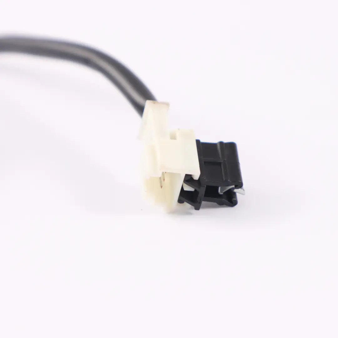 Mercedes W205 Vordersitz Motor Kopfstütze Antrieb Links Rechts - SKU A2059700026 - Teilenummer A2059700026