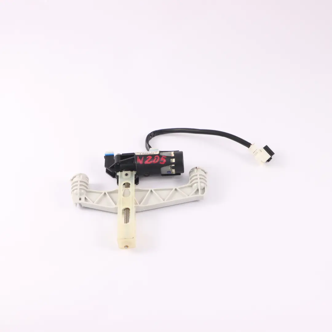 Mercedes W205 Vordersitz Motor Kopfstütze Antrieb Links Rechts - SKU A2059700026 - Teilenummer A2059700026