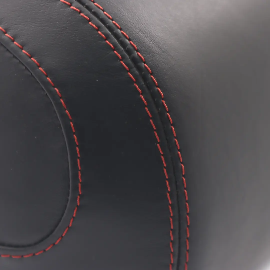 Sitz Kopfstütze vorne links Abdeckung Leder für Mercedes C205 C238 mit Teilenummer A2059708700 Mercedes C205 C238 Sitz Kopfstütze vorne links Abdeckung Leder - SKU A2059708700 - Teilenummer A2059708700