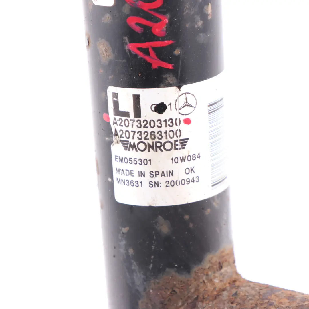 puntone posteriore sinistro ammortizzatore per Mercedes A207 Cabrio con numero di parte A2073203130 Mercedes A207 Cabrio puntone posteriore sinistro ammortizzatore - SKU A2073203130 - Numero di parte A2073203130