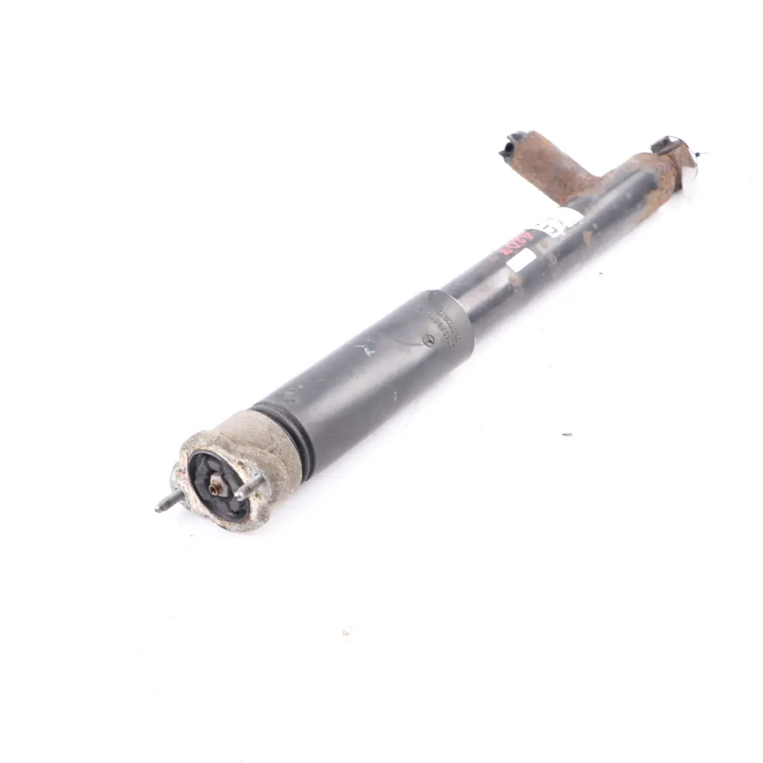 Federbein hinten links Stoßdämpfer für Mercedes A207 Cabrio mit Teilenummer A2073203130 Mercedes A207 Cabrio Federbein hinten links Stoßdämpfer - SKU A2073203130 - Teilenummer A2073203130