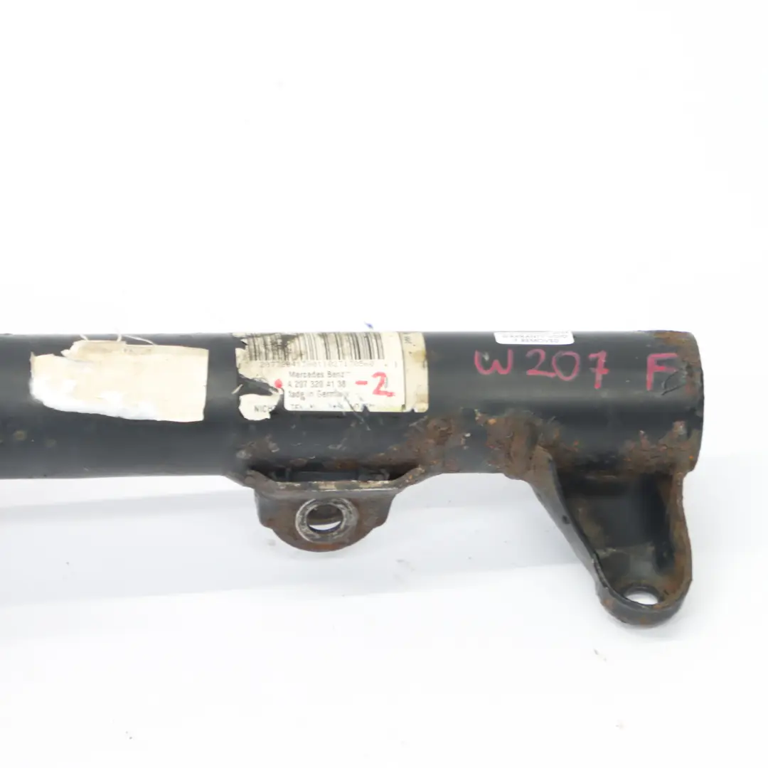 W207 anteriore sinistra destra AMG sospensione gamba freno ruota mozzo per Mercedes con numero di parte A2073204138 Mercedes W207 anteriore sinistra destra AMG sospensione gamba freno ruota mozzo - SKU A2073204138-2 - Numero di parte A2073204138