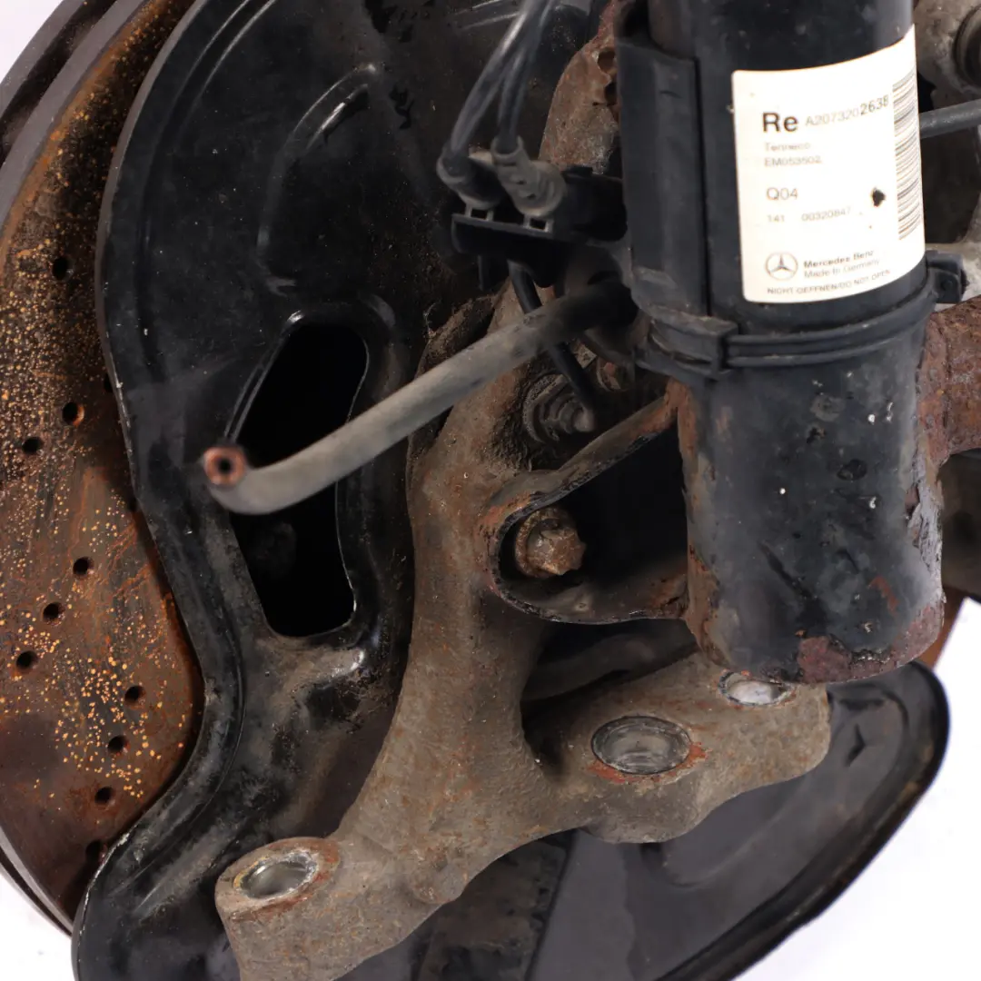 E250 Delantero Derecho Suspensión Pierna Freno Disco Rueda Buje para Mercedes C207 con número de pieza A2073231400 Mercedes C207 E250 Delantero Derecho Suspensión Pierna Freno Disco Rueda Buje - SKU A2073231400-1 - Número de pieza A2073231400