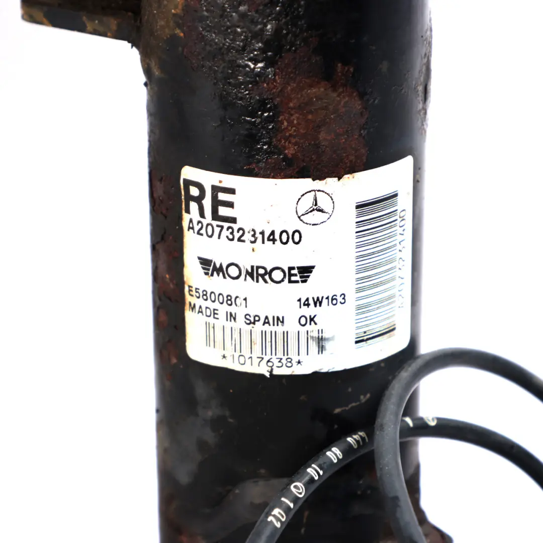 Mercedes C207 E250 anteriore destro sospensione gamba freno disco ruota mozzo - SKU A2073231400-1 - Numero di parte A2073231400