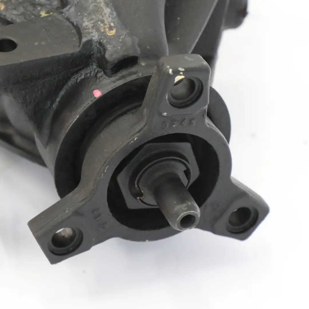 Hinter Achs Differenzial Diff 2,24 GARANTIE für Mercedes W204 C207 W212 mit Teilenummer A2073500914 Mercedes W204 C207 W212 Hinter Achs Differenzial Diff 2,24 GARANTIE - SKU A2073500914 - Teilenummer A2073500914