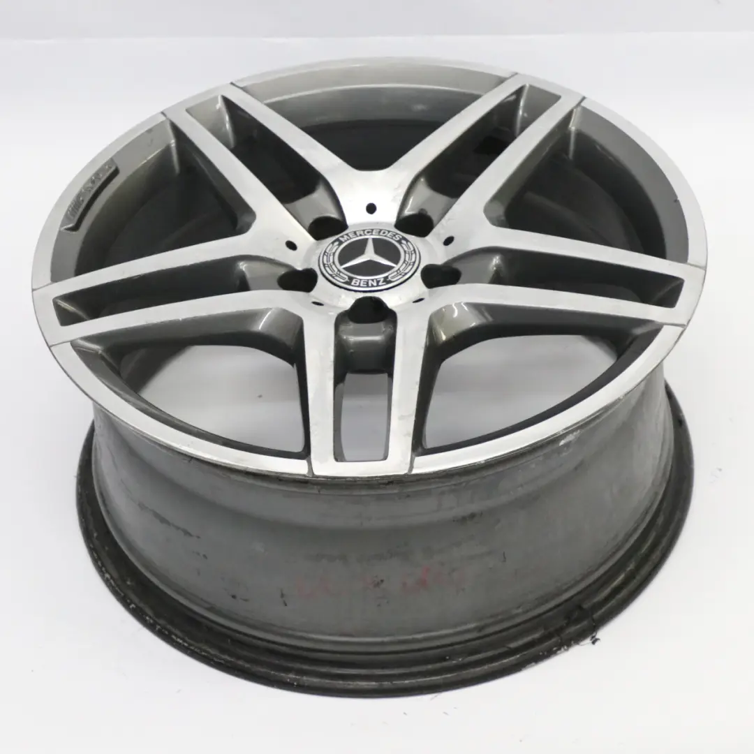 Vorder rad Felge 18" 5 Doppel speiche 8J ET:45 für Mercedes C207 AMG mit Teilenummer A2074010000 Mercedes C207 AMG Vorder rad Felge 18" 5 Doppel speiche 8J ET:45 - SKU A2074010000-2 - Teilenummer A2074010000