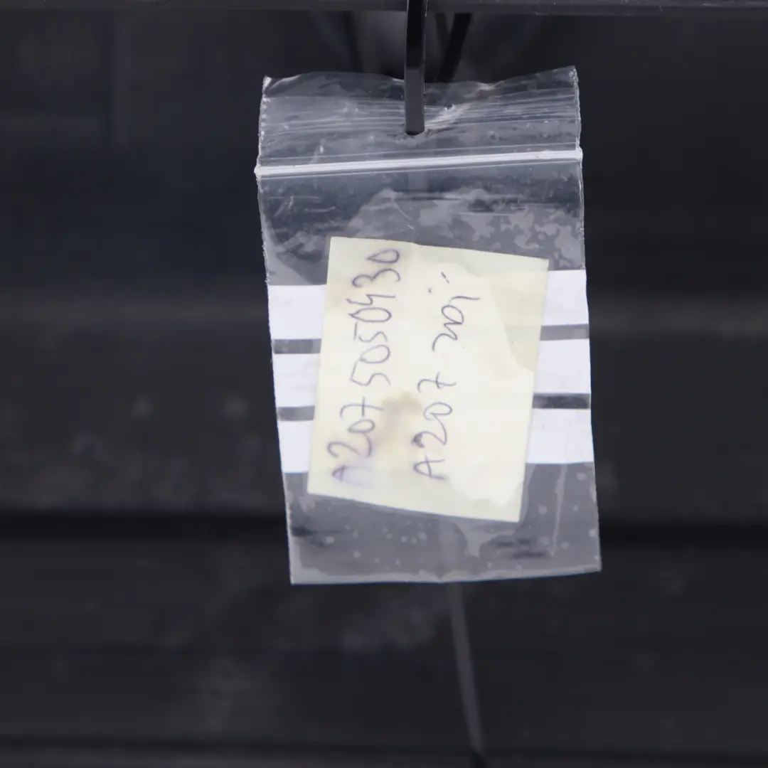 Mercedes S210 W210 Kühler Luftleitblech - SKU A2075050430 - Teilenummer A2075050430