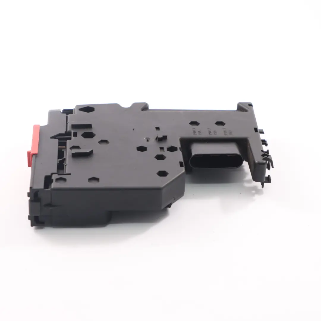 Scatola fusibili Mercedes W204 Modulo controllo terminale batteria per con numero di parte A2075401850 Scatola fusibili Mercedes W204 Modulo controllo terminale batteria - SKU A2075401850 - Numero di parte A2075401850