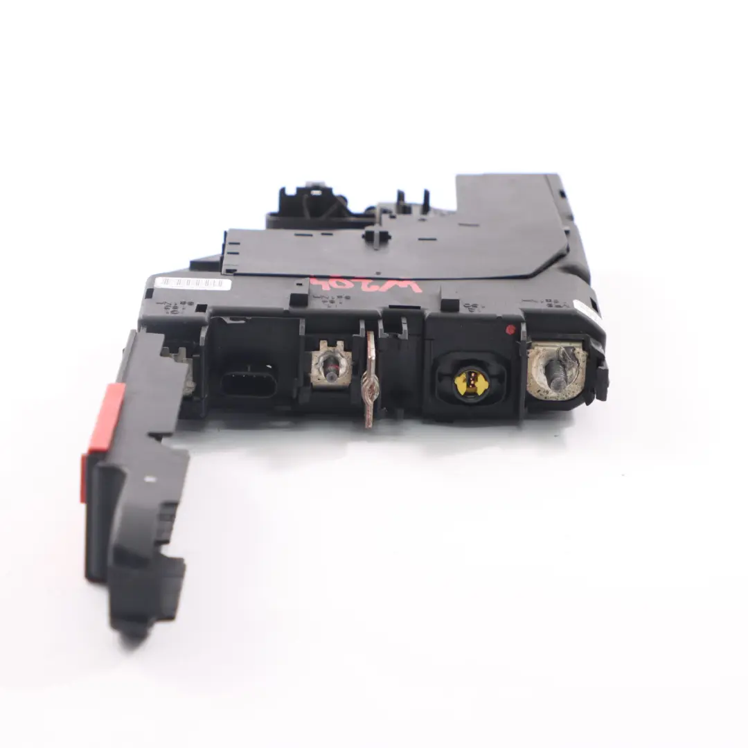 Caja fusibles Mercedes W204 Módulo unidad control terminal batería para con número de pieza A2075401850 Caja fusibles Mercedes W204 Módulo unidad control terminal batería - SKU A2075401850 - Número de pieza A2075401850