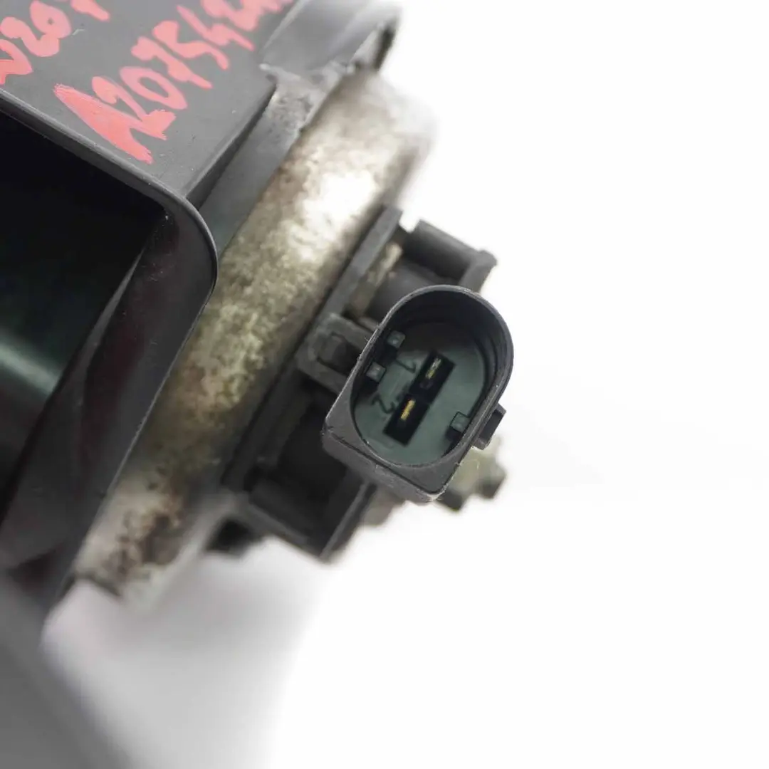 Horn Signal Mercedes W204 W212 Fanfare 420Hz Horn Signal Siren A0065429420 to with Part number A2075421220 Horn Signal Mercedes W204 W212 Fanfare 420Hz Horn Signal Siren A0065429420 - SKU A2075421220 - Part number A2075421220