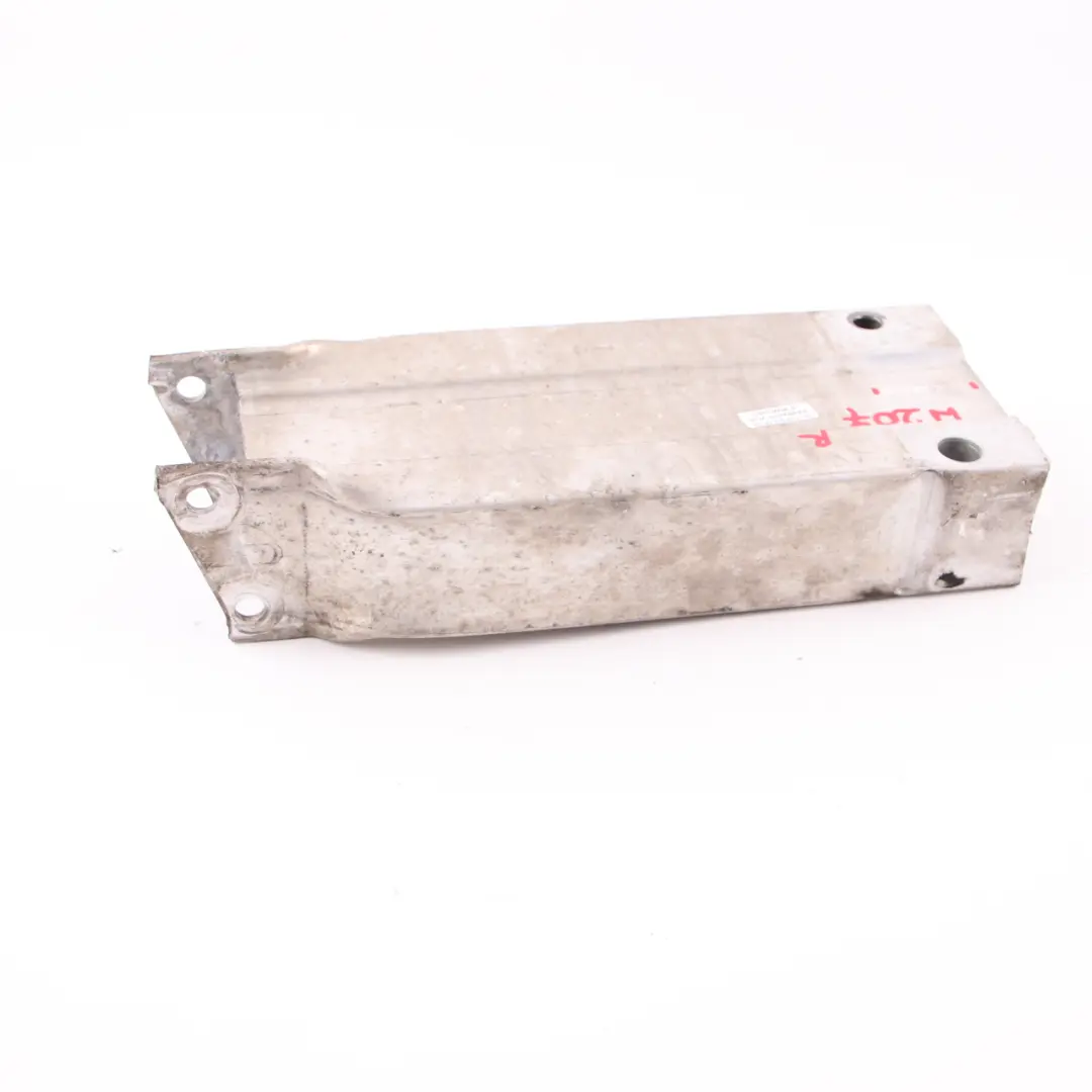 Mercedes W207 Paraurti Anteriore Deformazione Ammortizzatore Destro A2076200295 - SKU A2076200095 - Numero di parte A2076200095