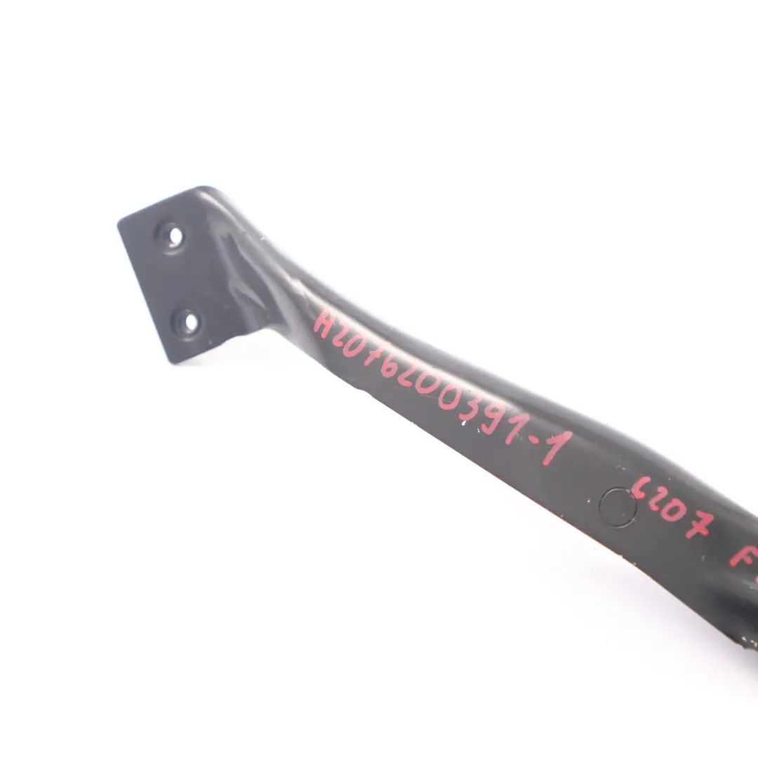 Mercedes C207 Faro staffa supporto montaggio anteriore sinistro - SKU A2076200391-1 - Numero di parte A2076200391