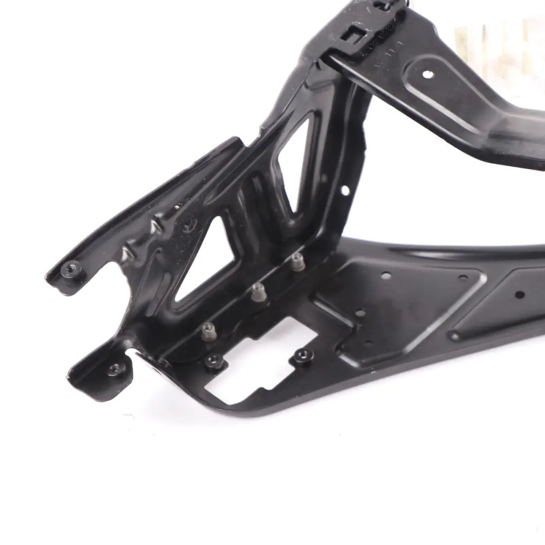 W207 A207 C207 Staffa Faro Destro Supporto Mercedes - SKU A2076202000 - Numero di parte A2076202000