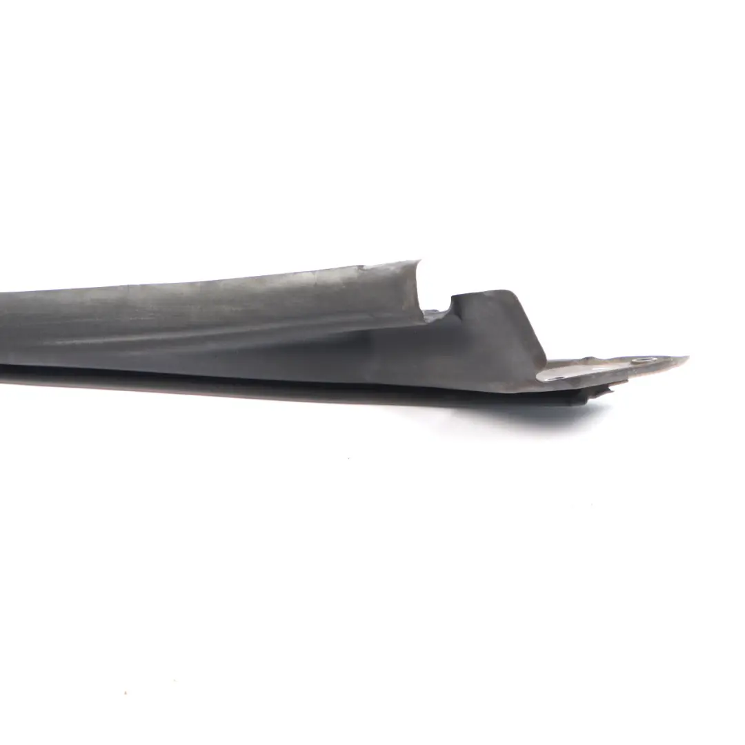 Mercedes C207 Quarter Side Window Rear Left Seal Side Triangle Glass AS2 - SKU A2076700339-1 - Número de pieza A2076700339