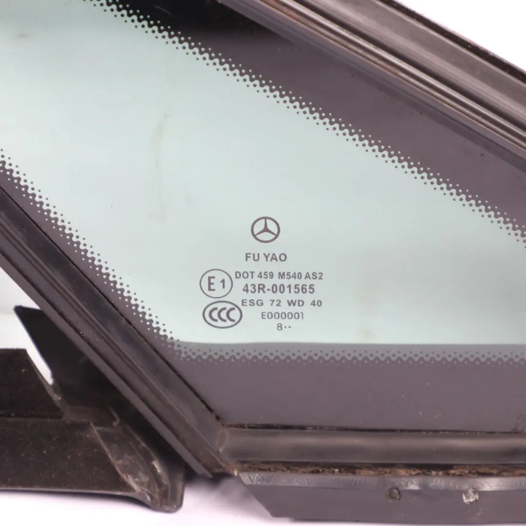 Mercedes C207 Quarter Side Window Rear Left Seal Side Triangle Glass AS2 - SKU A2076700339-1 - Número de pieza A2076700339