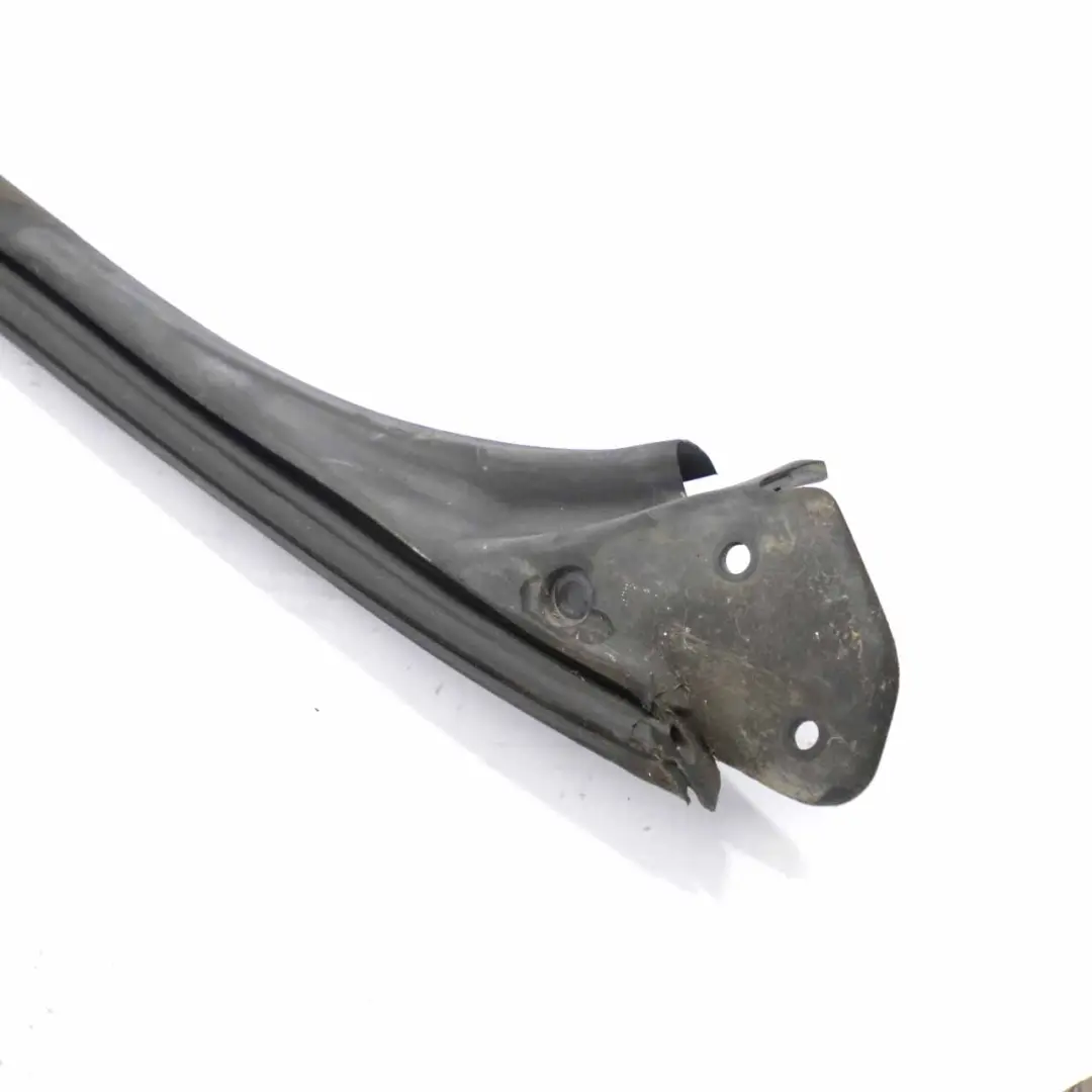  Quart de vitre latérale Mercedes C207 arrière gauche Triangle de verre AS2 - SKU A2076700339 - Numéro de pièce A2076700339