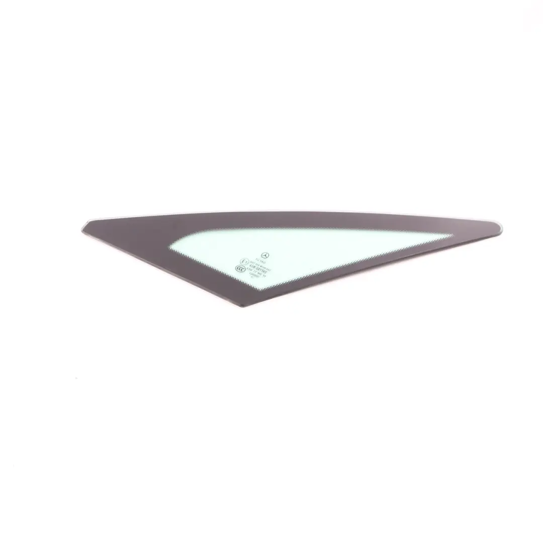 Mercedes C207 Vitre latérale arrière droite Triangle de vitrage AS2 - SKU A2076700439-1 - Numéro de pièce A2076700439