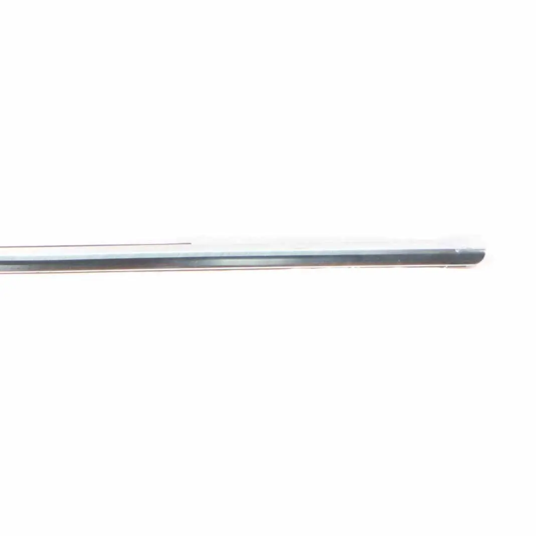 Mercedes C207 W207 Coupé Rail fenêtre arrière d'étanchéité Bande - SKU A2076701100 - Numéro de pièce A2076701100