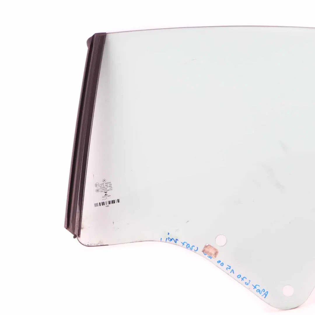 Ventana Lateral De Cuarto De Galón Cristal AS2 Trasero Izquierdo para Mercedes C207 con número de pieza A2076701500 Mercedes C207 Ventana Lateral De Cuarto De Galón Cristal AS2 Trasero Izquierdo - SKU A2076701500 - Número de pieza A2076701500