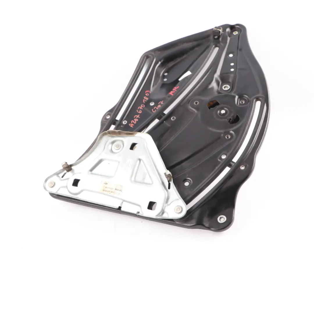  Alzacristalli Mercedes C207 Motore regolatore posteriore destro A2076700203 - SKU A2076701803 - Numero di parte A2076701803